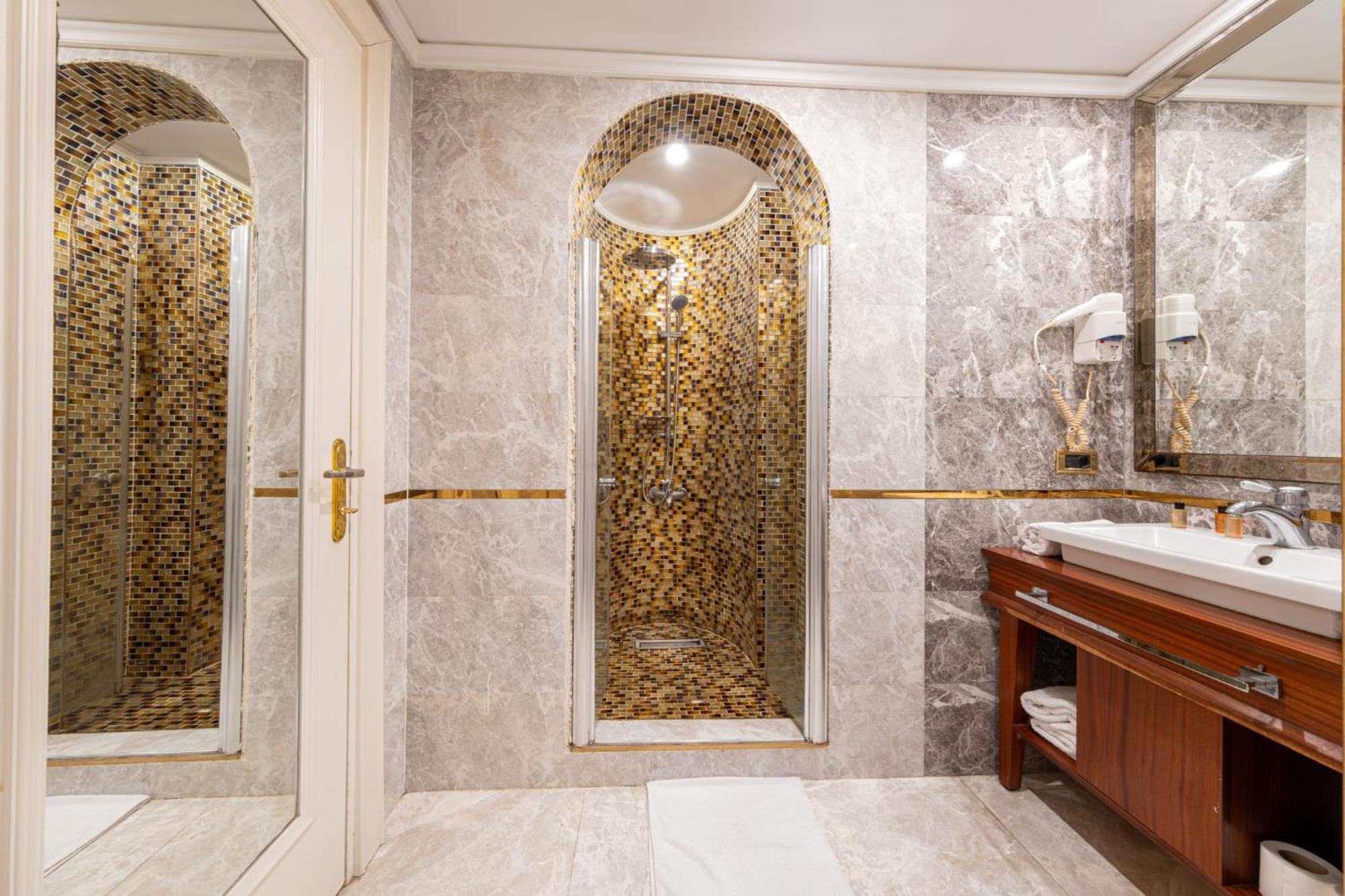 Myy Boutique Hotel Istanbul Exterior foto